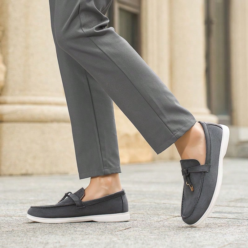 Mocassin gris foncé pour homme